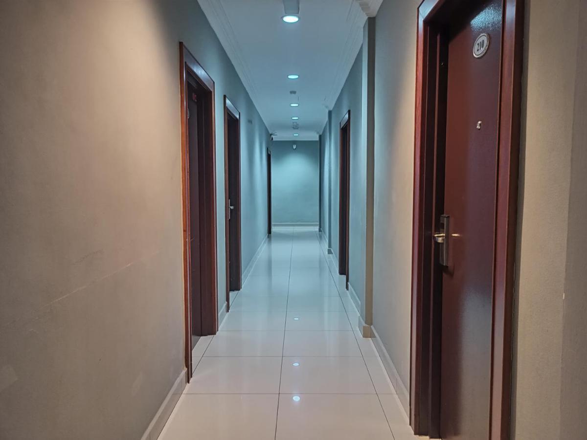Anggerik Garden Hotel - Ag Hotel Sitiawan Extérieur photo